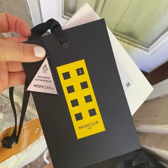 Moncler Genius Lapetus Jacket Size 1 (Beige)